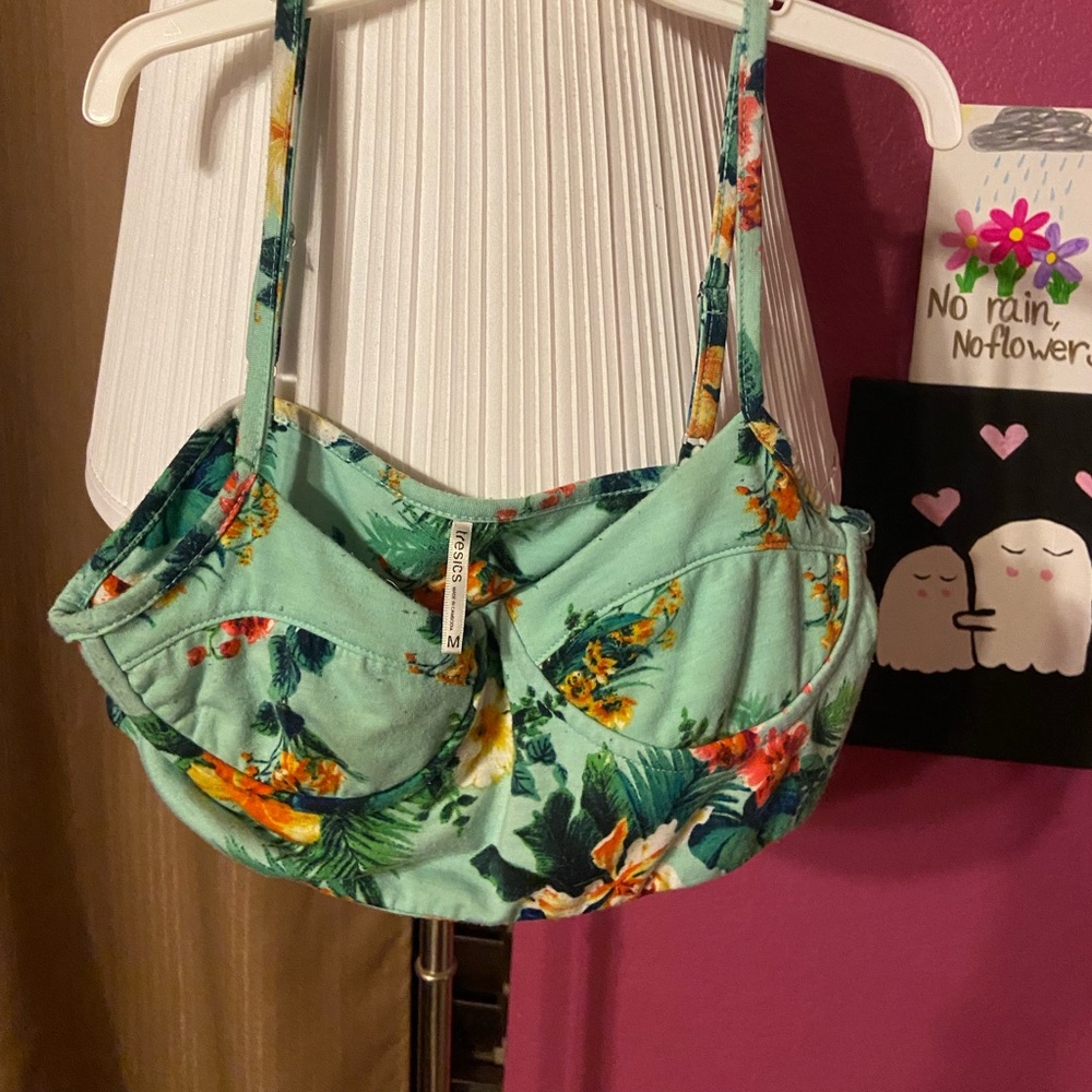 cute short crop top